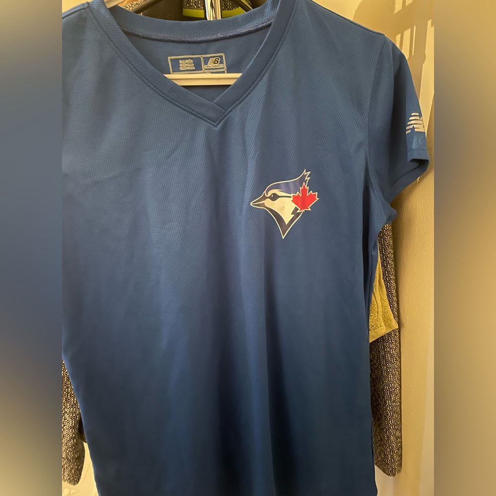 NWOT - Women’s Large New Balance Toronto Blue Jays Shirt